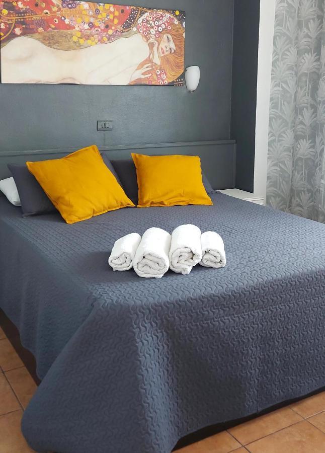 Playa Del Ingles Tirajana Apartment ภายนอก รูปภาพ